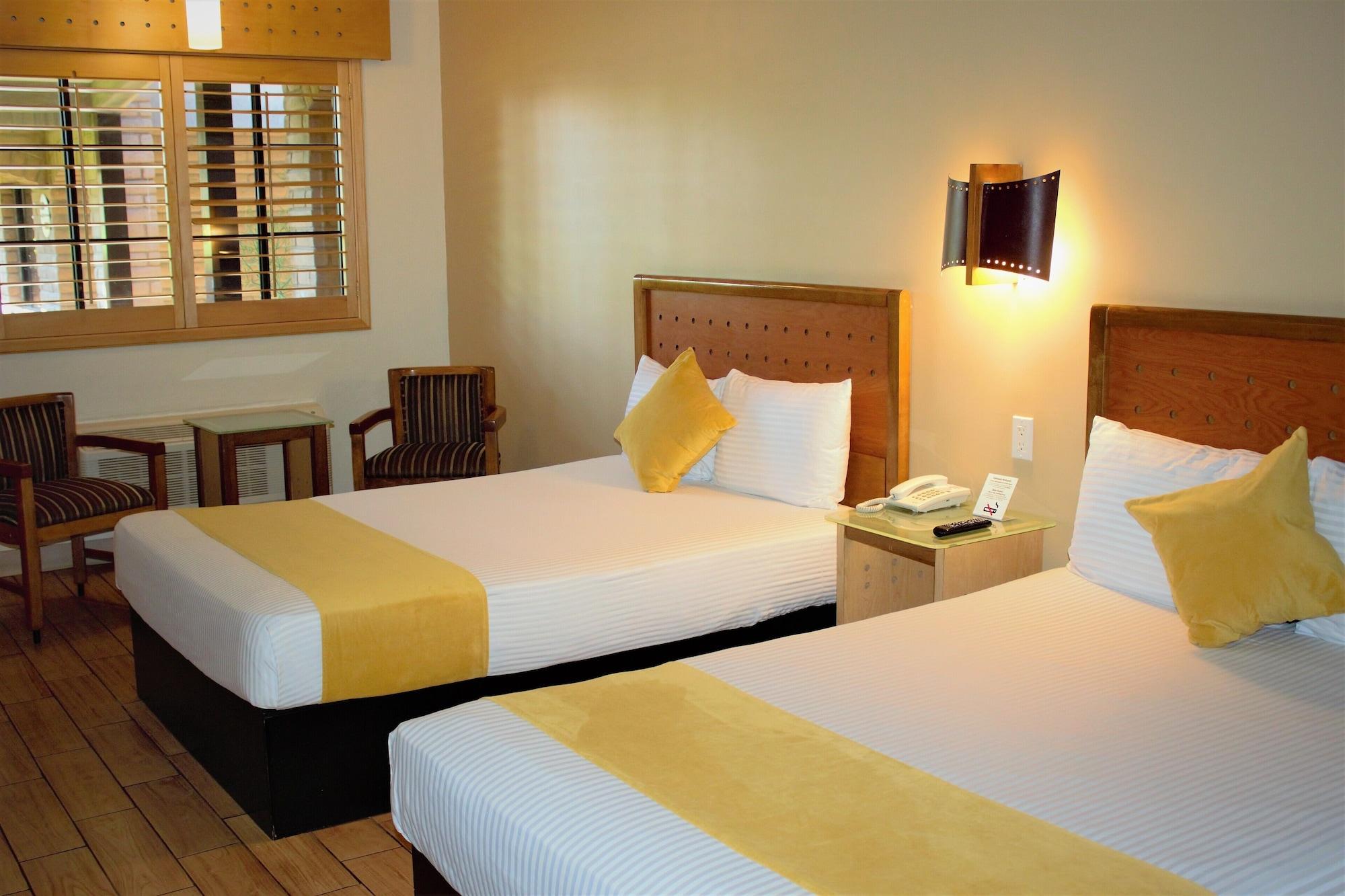 Colonial 4*