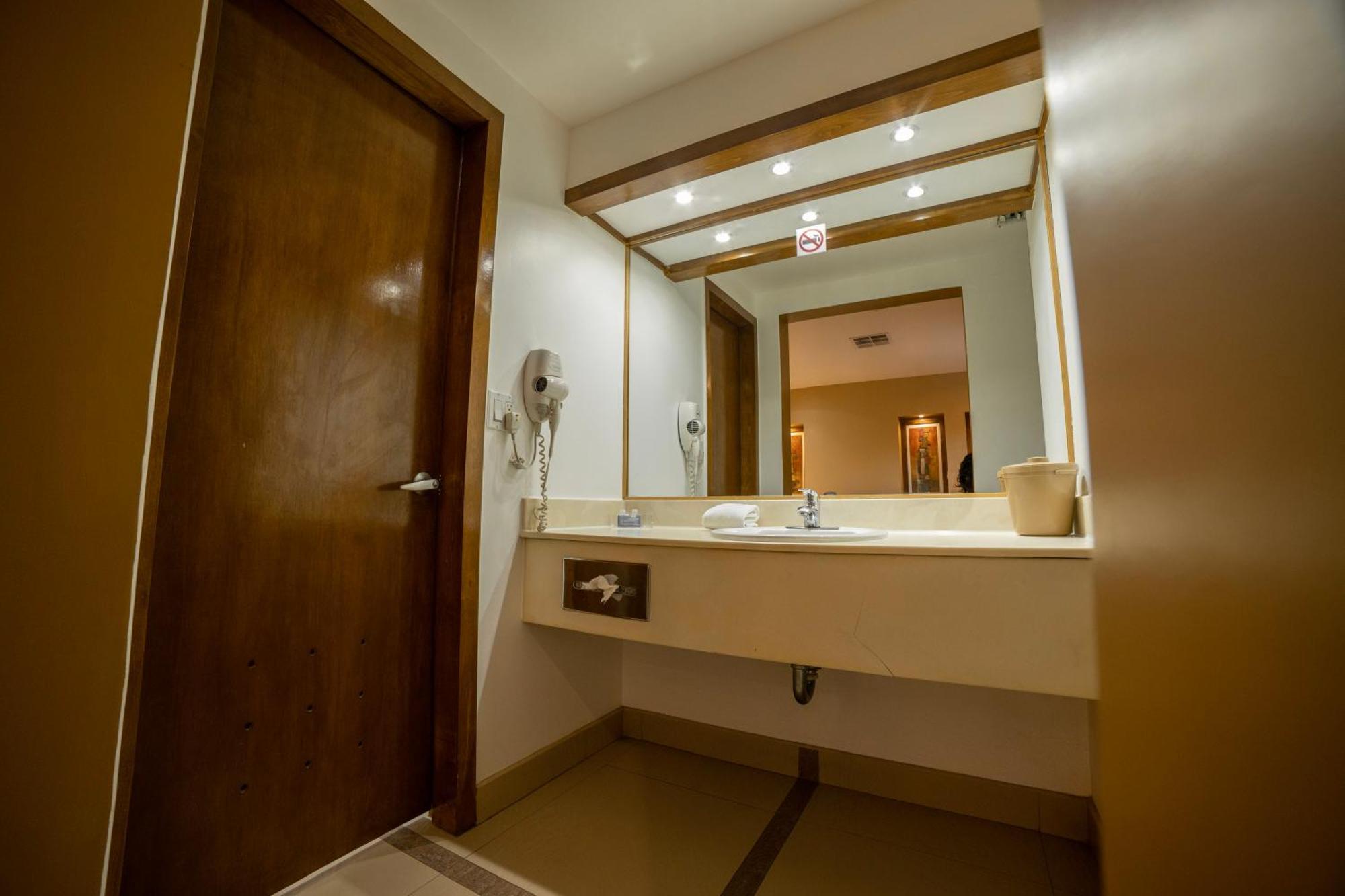 Hotel Colonial Mexicali